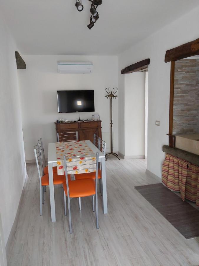 Casa Cimavilla Con Parcheggio Privato Gratuito Crevoladossola Kültér fotó