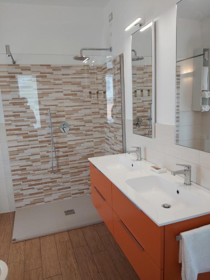 Casa Cimavilla Con Parcheggio Privato Gratuito Crevoladossola Kültér fotó